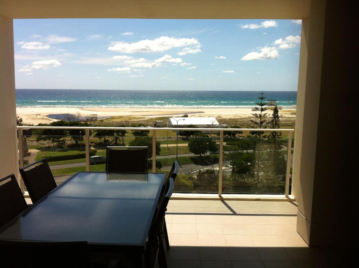 Kirra Surf Apartments Голд-Кост Екстер'єр фото