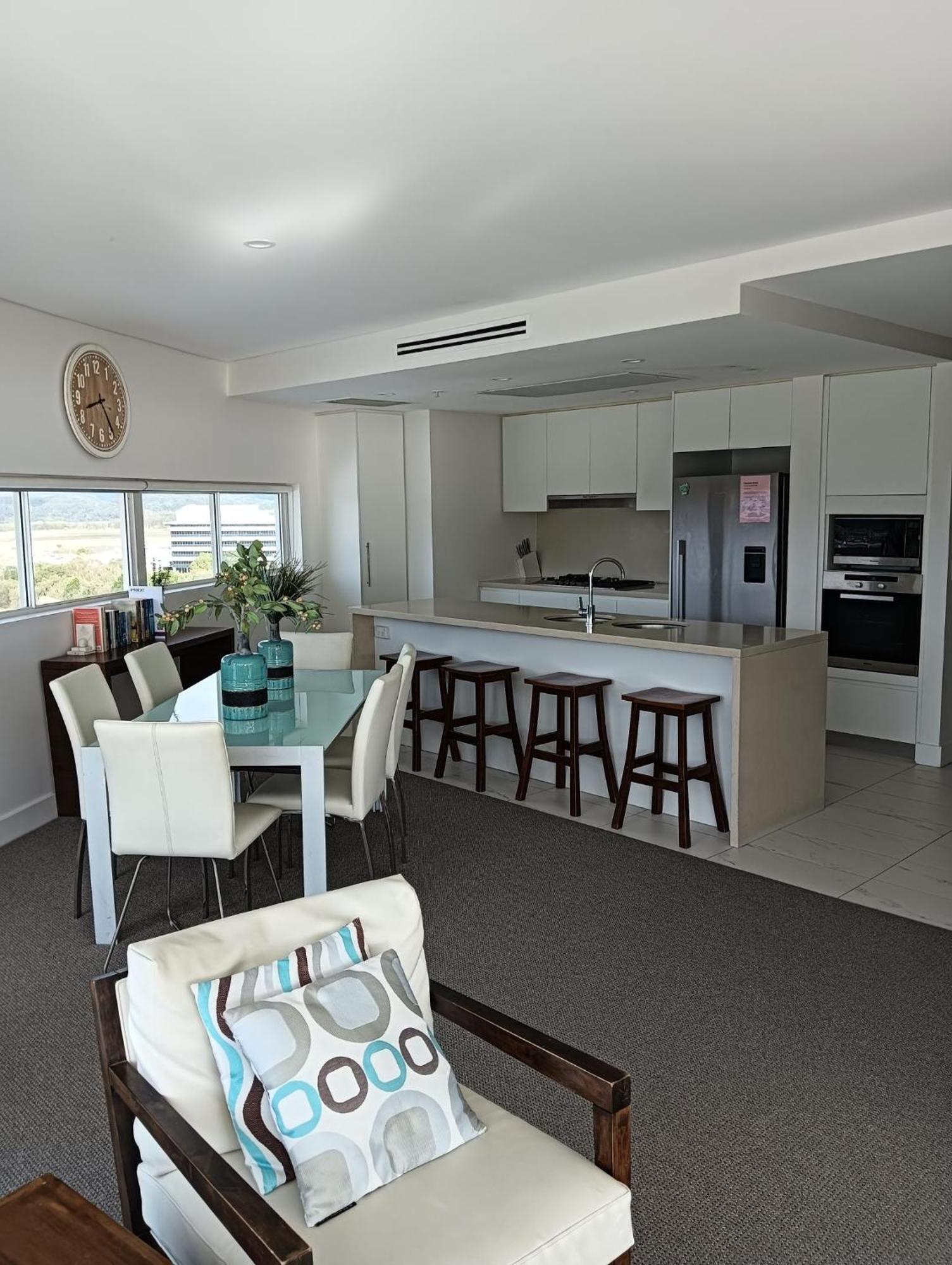 Kirra Surf Apartments Голд-Кост Екстер'єр фото